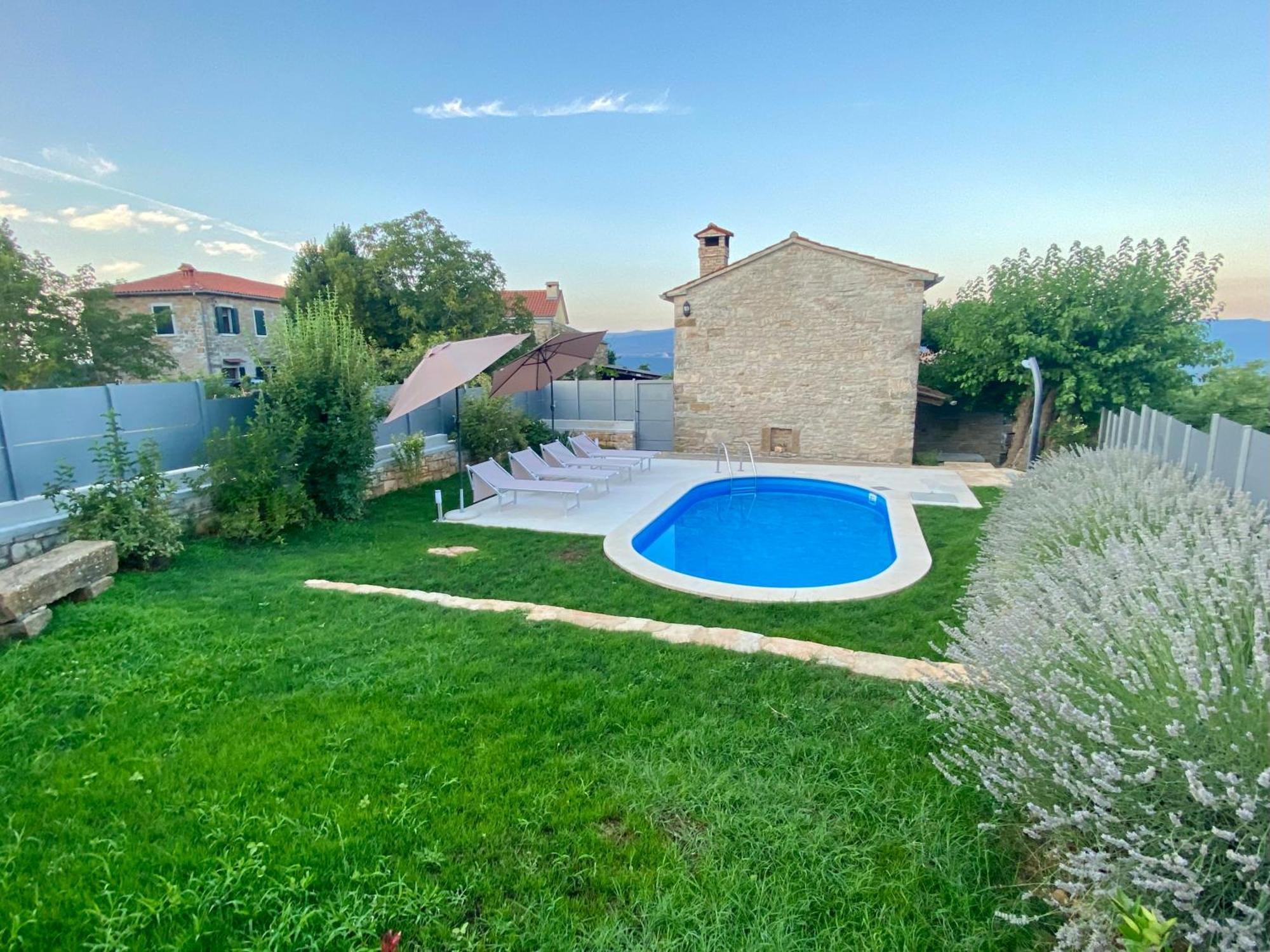 Villa Agroturizam Nezic Oprtalj Exterior foto